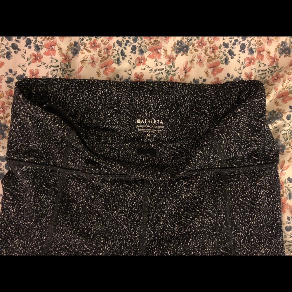 Athleta Lightning Static 7/8 yoga leggings